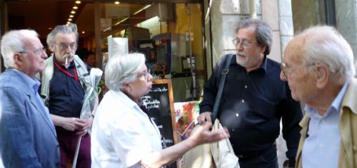pumarola Na Montserrat, a punt de tornar a Girona, acomiadant-se de n'Heribert