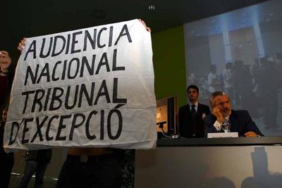 audnazi Els drets humans dels catalans, sempre trepitjats
